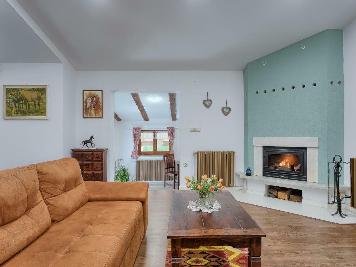 Holiday Home Country House D&D By Interhome Pula Eksteriør billede